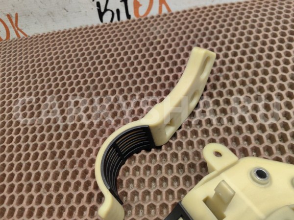 Кронштейн топливного фильтра BMW 5er 