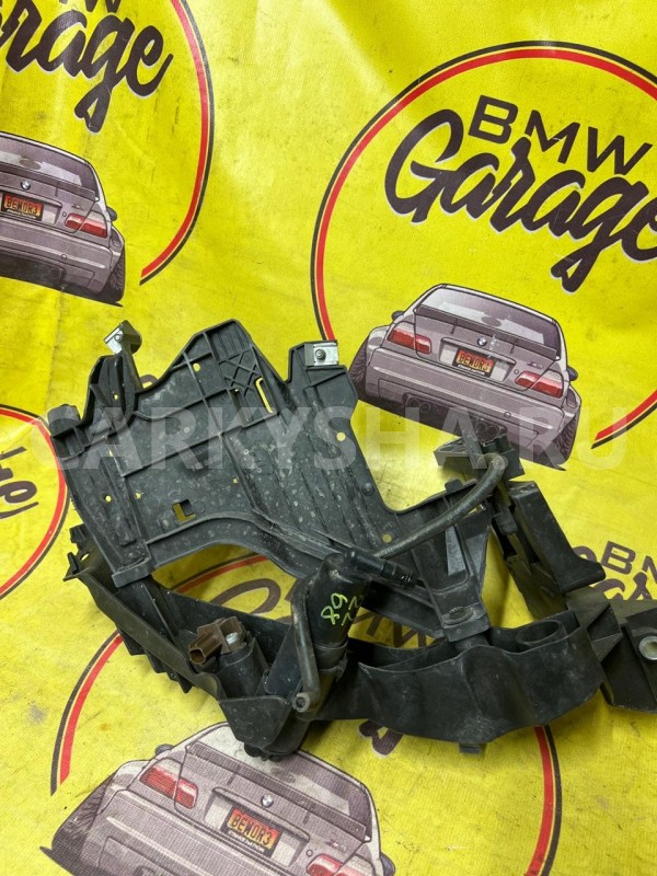 Крепление фары левое audi a4 B8 CDNB Audi 200 