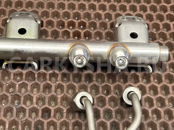 Топливная рампа с трубками BMW X5 