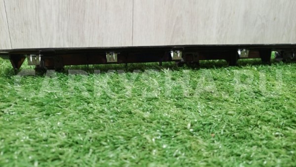 Обшивка центральной стойки нижняя правая Mercedes-Benz M-klasse оригинальный номер A1646802035