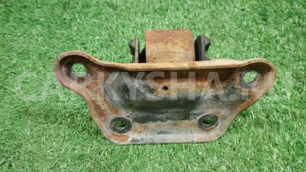 Подушка (опора) КПП Mitsubishi Outlander CU5W 4G69 Mitsubishi Outlander 