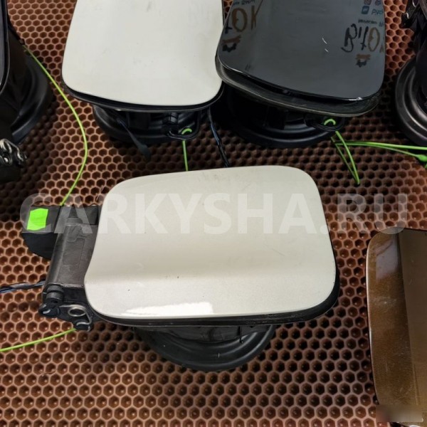 Лючок бензобака механизм BMW X1 