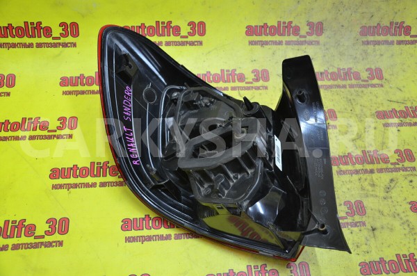 Фонарь задний правый Renault Sandero 