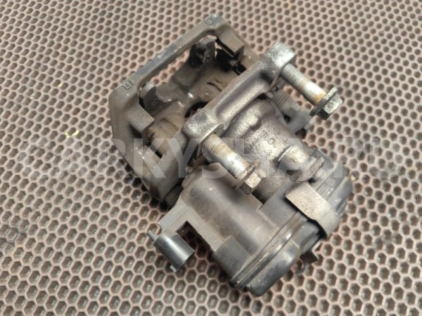 Суппорт тормозной BMW X3 