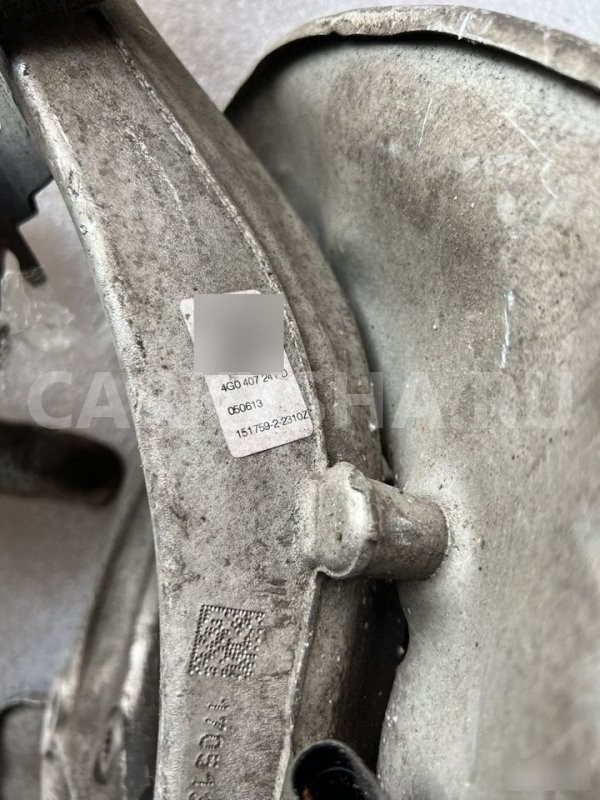 Поворотный кулак левый Audi A6 C7 Audi A6 