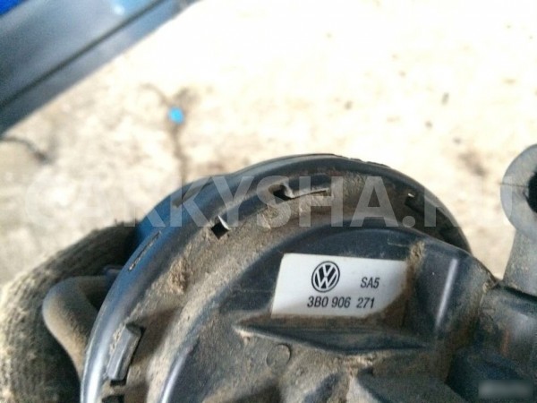 Клапан вентиляции бака Volkswagen passat B5 Volkswagen Passat оригинальный номер 3B0906271