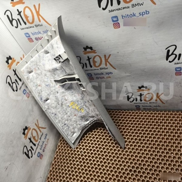 Накладка стойки BMW X3 