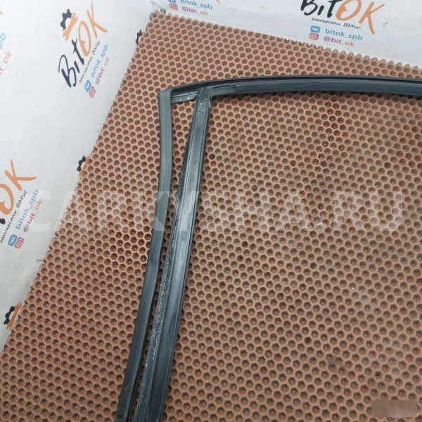 Направляющая резинка стекла BMW X1 