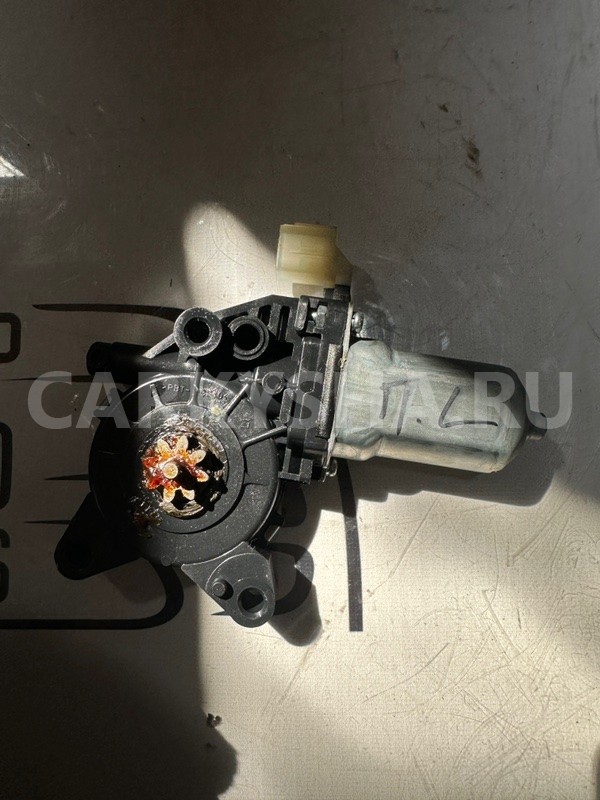 Моторчик стеклоподьёмника передний левый Kia SOUL Kia Soul 