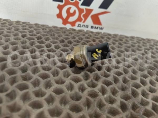 Датчик давления масла BMW 5er 