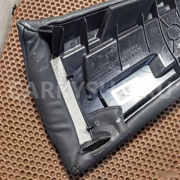 Боковина дивана BMW X3 