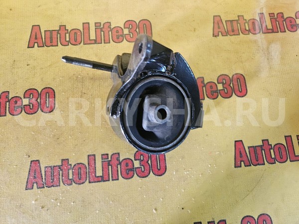 Подушка двигателя Nissan Cefiro 