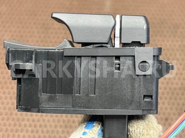 Кнопка ручника BMW 5er 