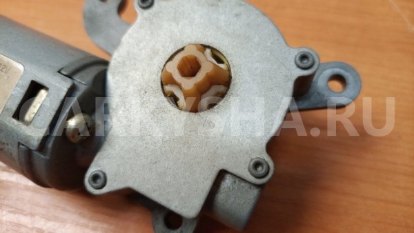 Мотор люка Mitsubishi Outlander CU5W 4G69 2004 Mitsubishi Outlander 