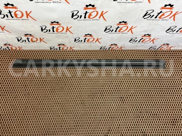 Уплотнитель стекла двери BMW 5er 