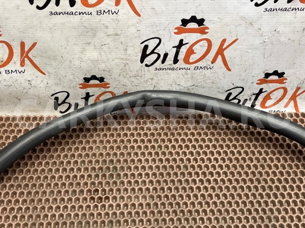 Уплотнитель капота BMW 5er 