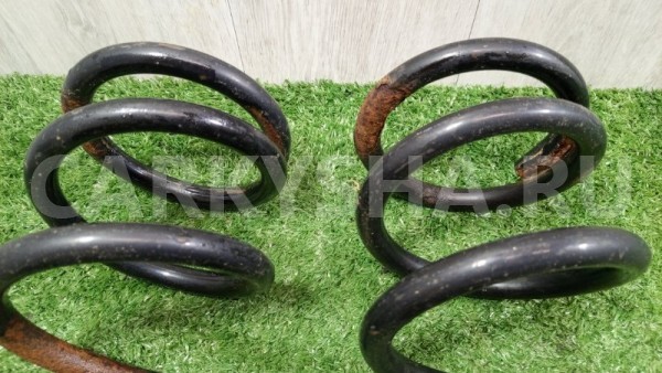 Пружина подвески задняя Infiniti QX56 2004 Infiniti QX56 