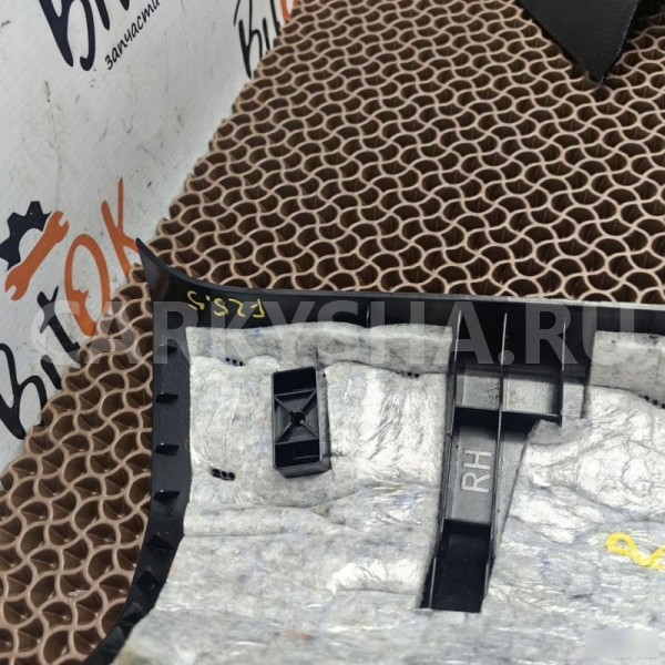 Накладка стойки BMW X3 