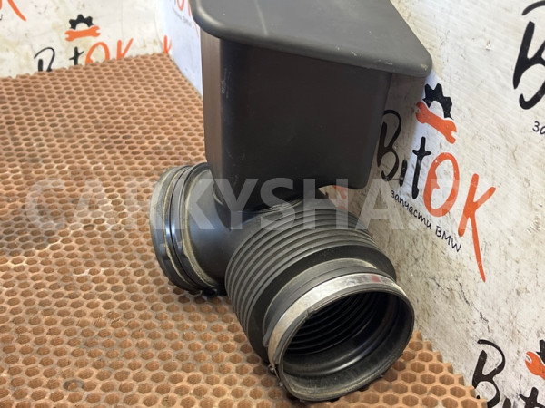 Патрубок воздушного фильтра BMW 5er оригинальный номер 13 71 7 590 595, 7590595, 13 71 7 590 595, 13717590595