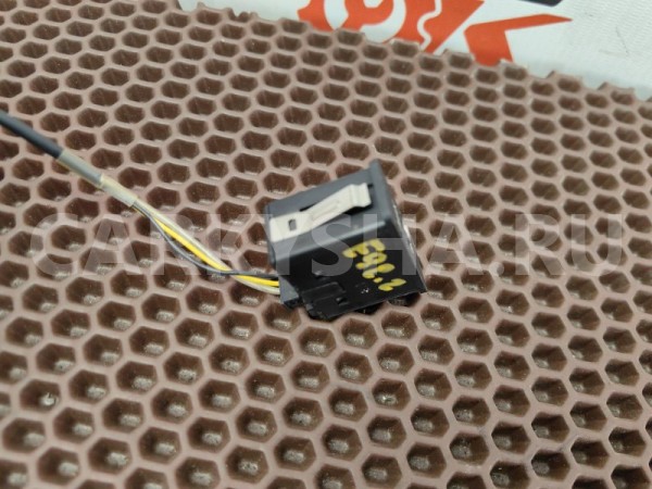 Розетка AUX BMW 3er оригинальный номер 84 10 9 237 655, 84 10 9 237 655, 84109237655, 9237655, 61 31 6 986 791, 61316986791, 6986791, 61 34 6 930 561, 61346930561, 6930561, 61 31 0 422 643, 61310422643, 0422643