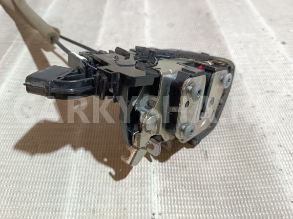 Замок двери задней правой Nissan Teana 