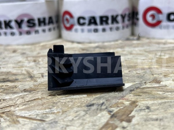 Уплотнитель задней двери левый Lexus NX I Рестайлинг оригинальный номер 68197-78010