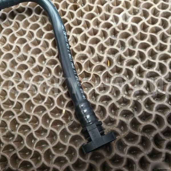 Трубка вентиляции BMW X1 