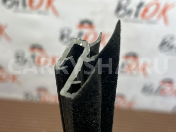 Уплотнитель стекла BMW X3 