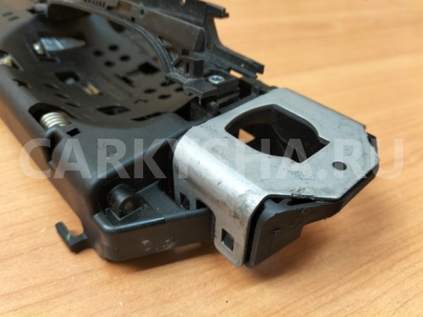 Ручка двери наружная задняя правая Audi Q5 FYB Audi Q5 