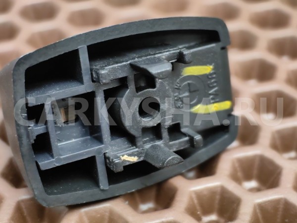 Крючок солнцезащитного козырька BMW X1 