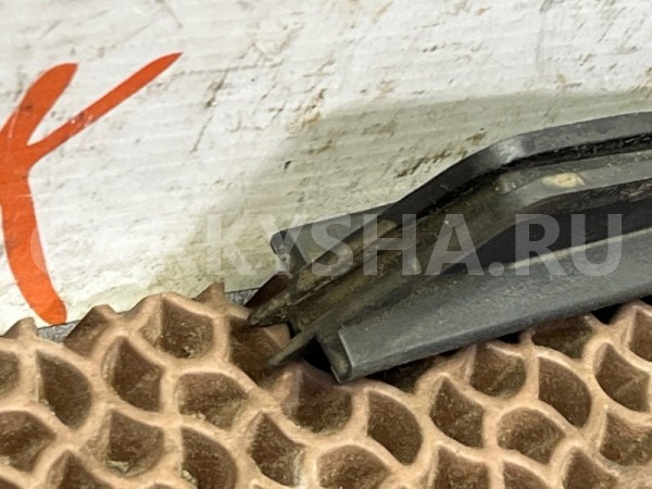 Уплотнительная резинка BMW X3 