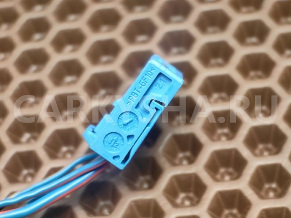 Разъем НЧ-динамика BMW X1 