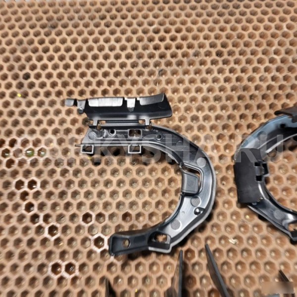 Накладки петель багажника BMW X3 