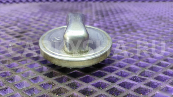 Крышка бака Mercedes-Benz W124 M103 Mercedes-Benz W124 