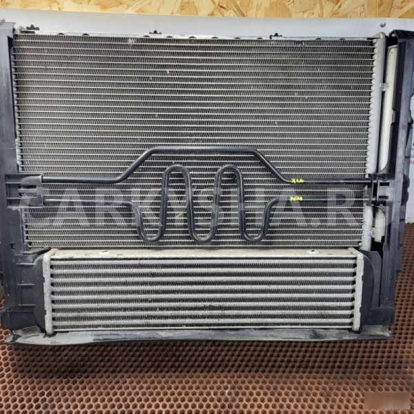 Кассета радиаторов BMW X1 