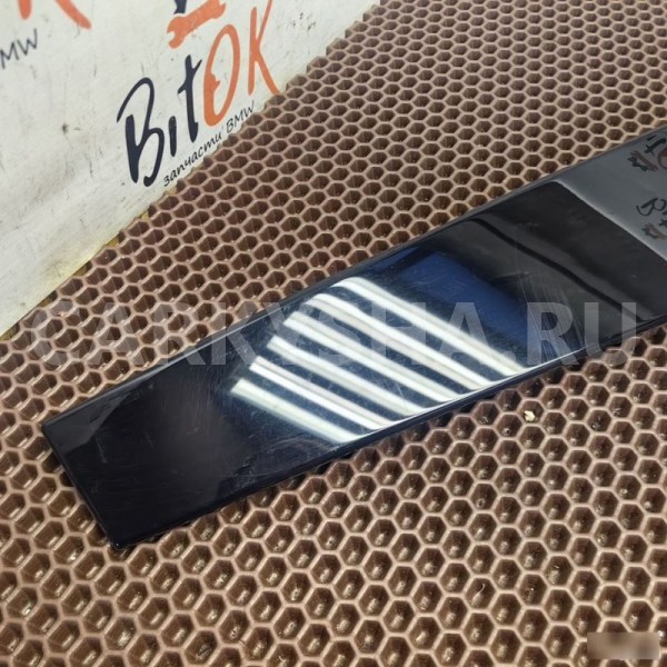 Молдинг двери BMW X1 