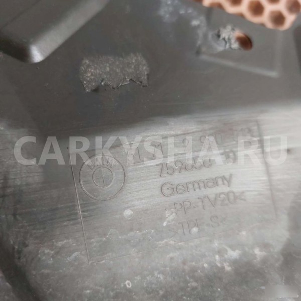 Пыльник двигателя BMW X1 