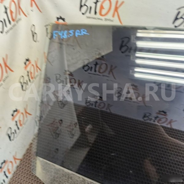 Стекло двери BMW X1 