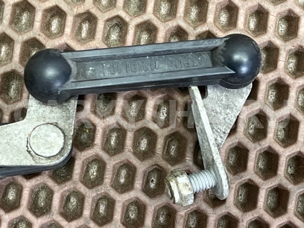 Датчик положения кузова BMW 5er 