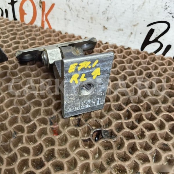 Петли двери BMW X6 