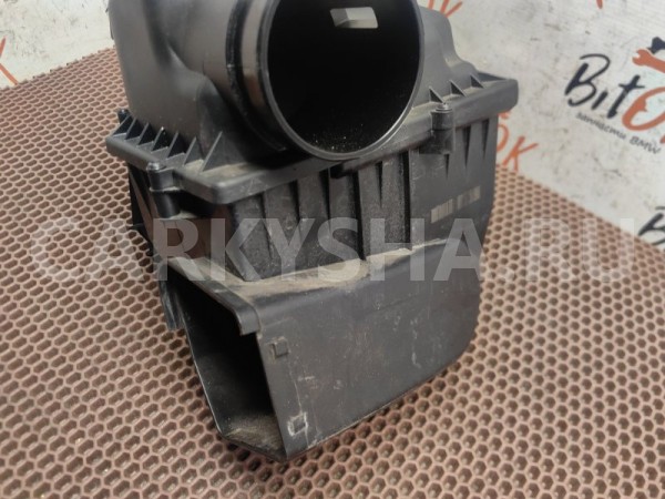 Корпус воздушного фильтра BMW 5er 