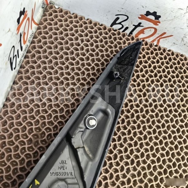 Накладка двери BMW 2er 