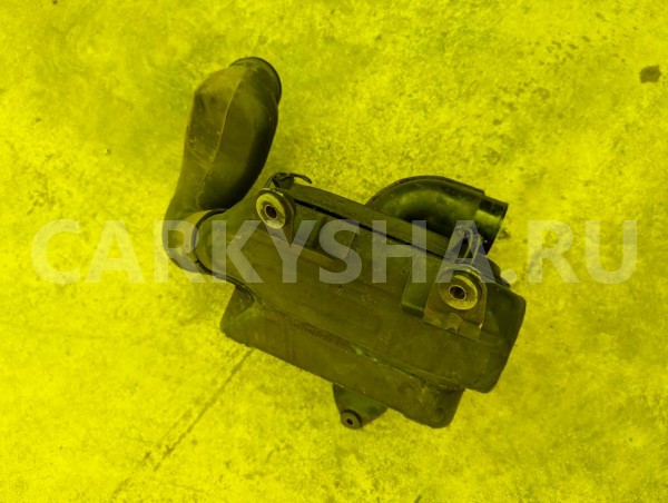 Корпус воздушного фильтра Mitsubishi Pajero 