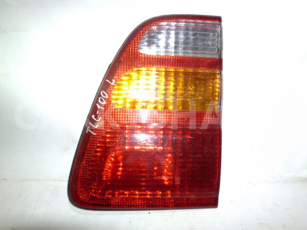 Фонарь задний внутренний левый Toyota Land Cruiser 100 Series 