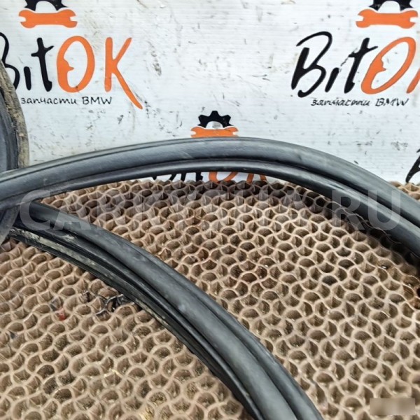 Уплотнитель багажника BMW X6 