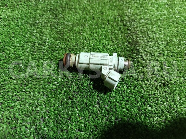 Форсунка инжекторная электрическая Hyundai Solaris оригинальный номер 3531026600