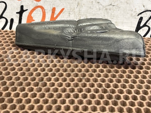 Уплотнитель зеркала BMW 5er 