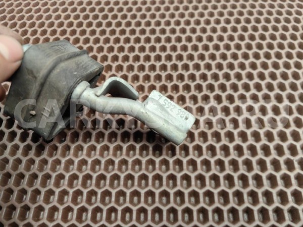 Кронштейн выхлопа BMW X1 