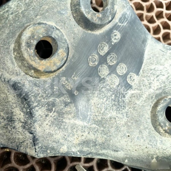 Щиток рычага BMW X5 