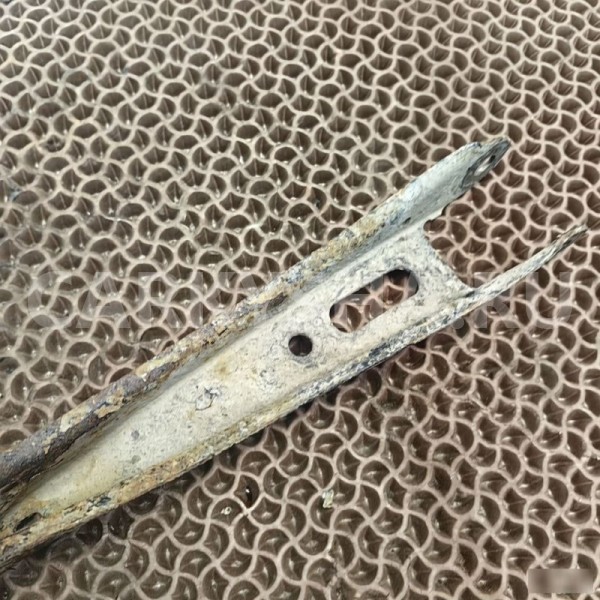 Поперечный рычаг верхний BMW X3 